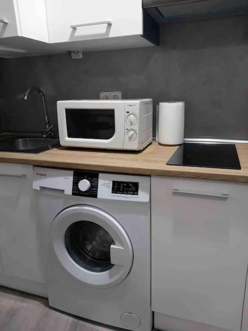 Apartamento En El Corazon De Madrid Luaran gambar