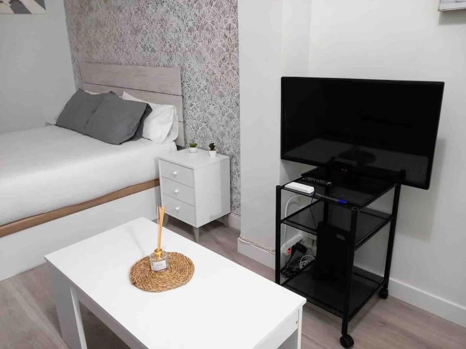 Apartamento En El Corazon De Madrid Luaran gambar